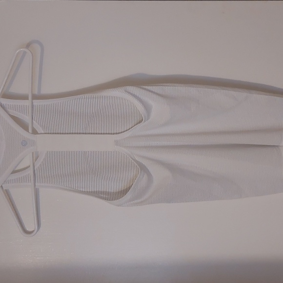 Lululemon Swiftly Tech T-back top - Picture 2 of 4